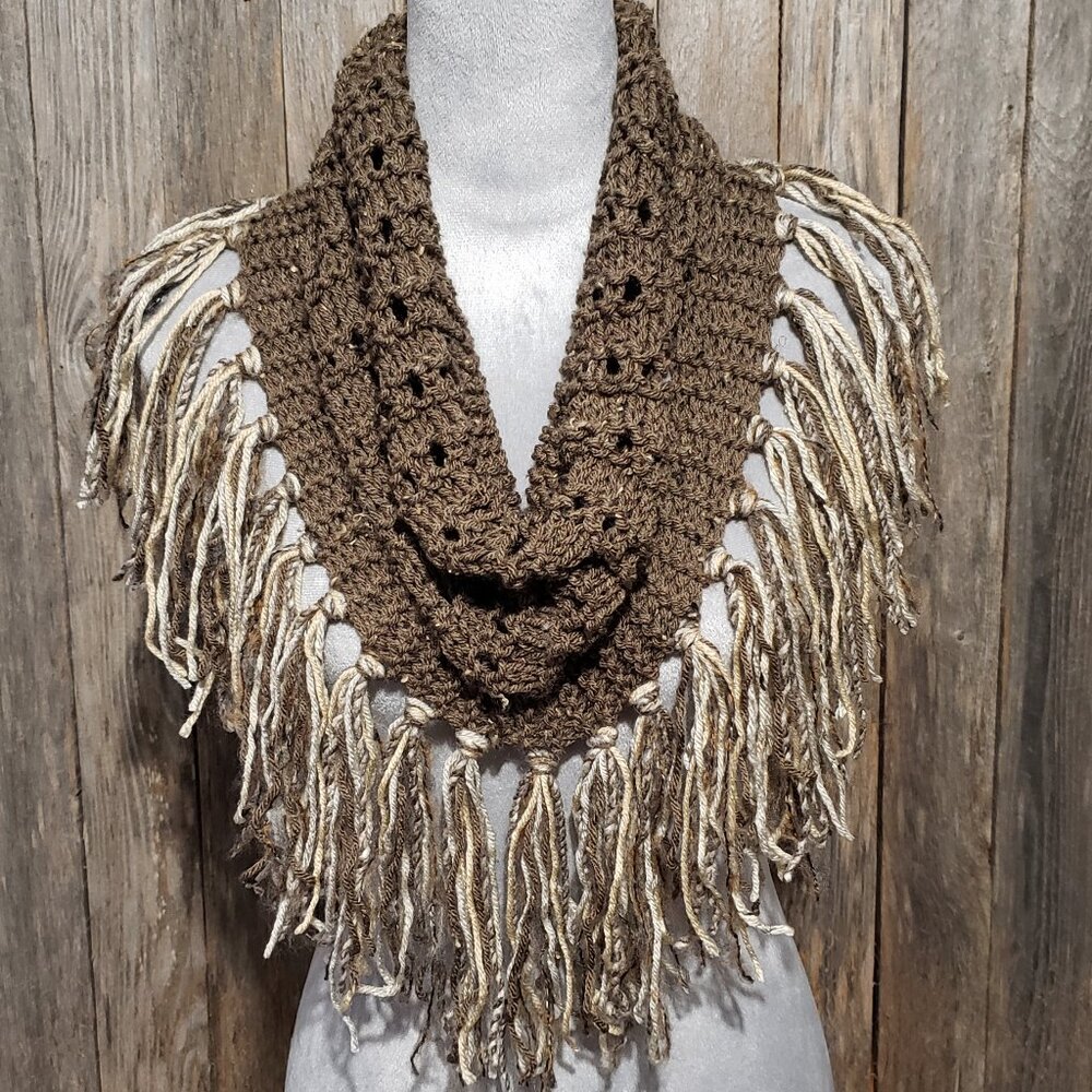 NEW‎ Cowl Scarf Fringe Hand Knitted Brown Flecked Boho Handmade Knit Eyelet